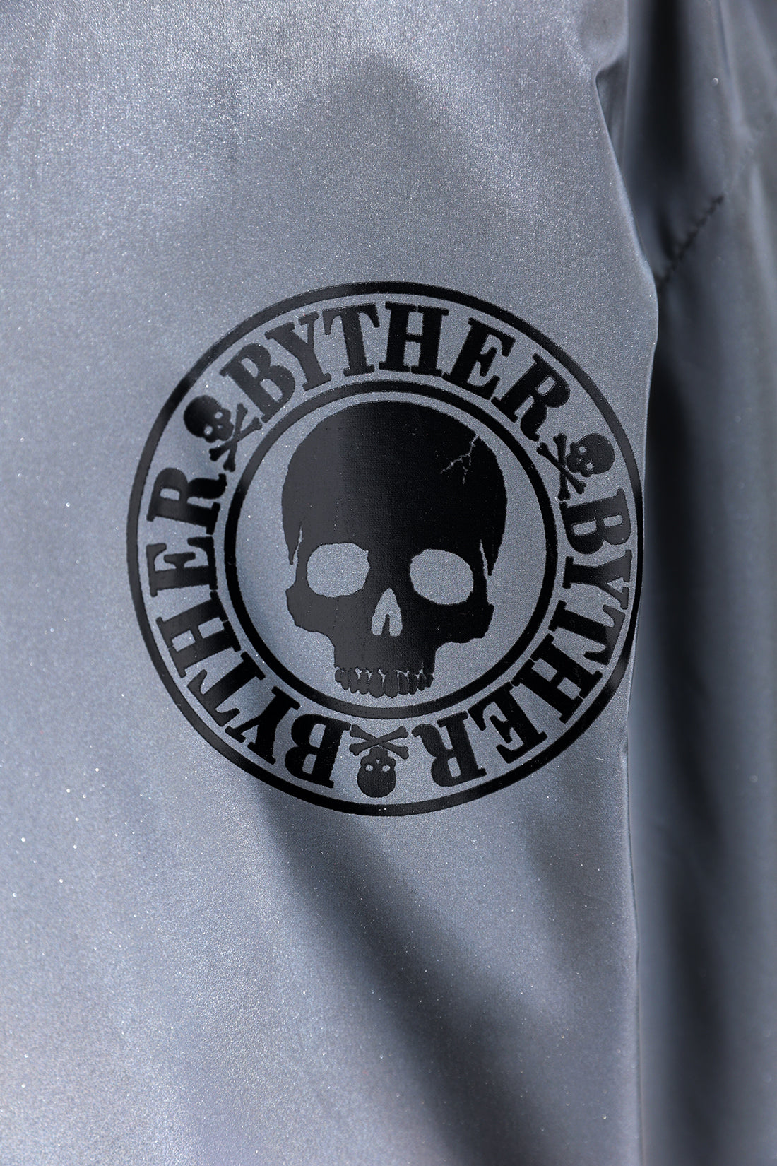 Jaket Windbreaker
